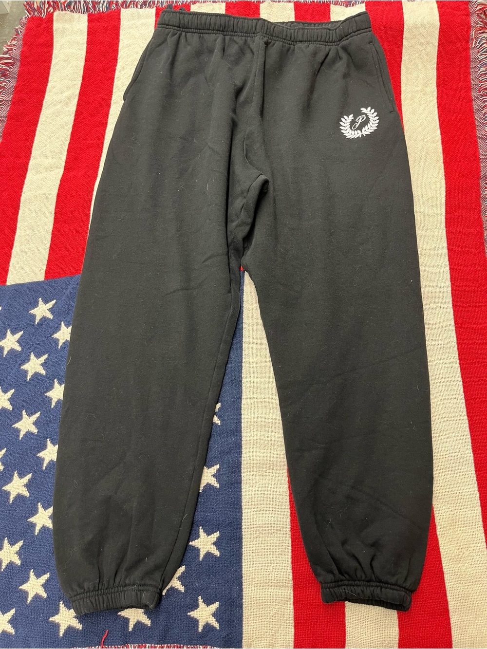 PINK Victoria's Secret Black Fleece Joggers with White Crest Size Large